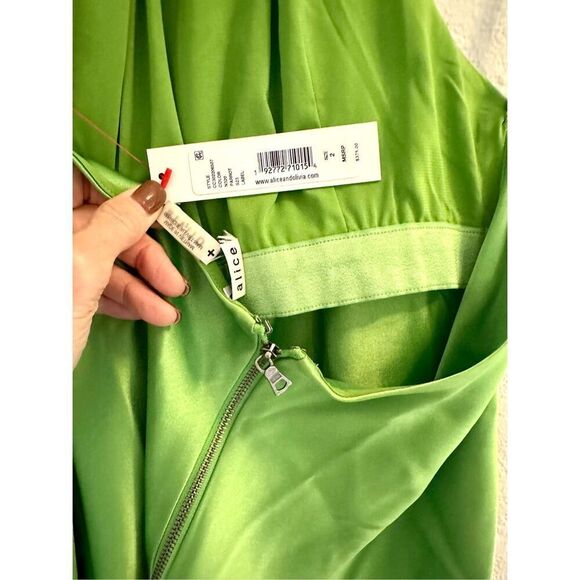 NWT Alice + Olivia Zumi A-Line Mini Dress With satin finish and halterneck desig - Picture 10 of 15